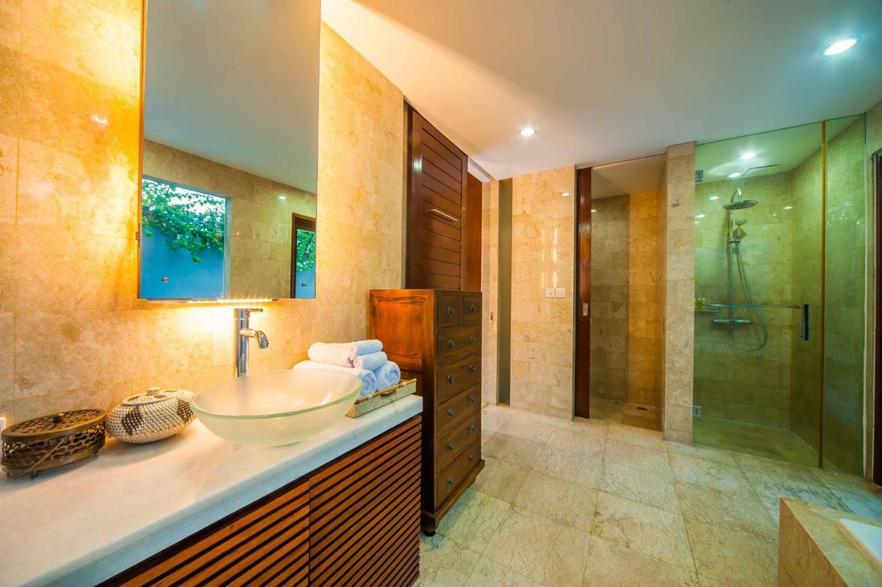 Villa Kaya Sanur Bagian luar foto